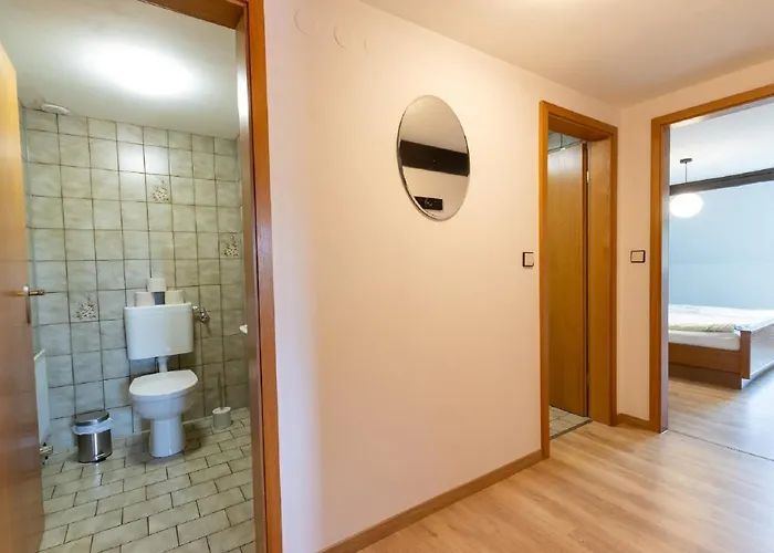 Helga Apartment *